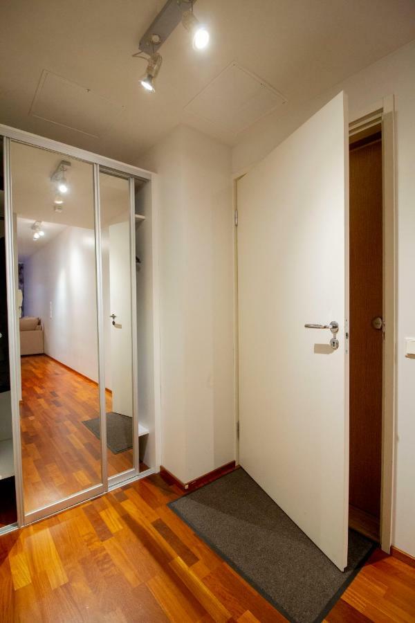 2Ndhomes Luxury Kamppi Center Apartment With Sauna Helsinki Esterno foto